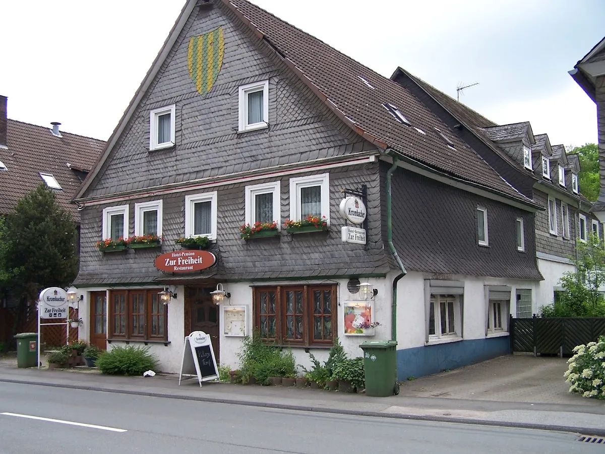 BookNoFees: Restaurante – Hotel zur Freiheit – Lennestadt – Hotel Zur Freiheit, foto 1