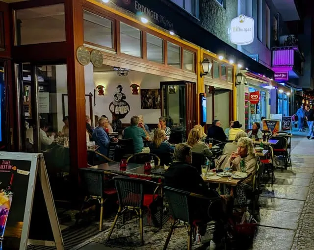 BookNoFees: Restaurante – Adamo's Tapas Bar & Restaurant – Berlin – Adamo's Tapas Bar y Restaurante, foto 2