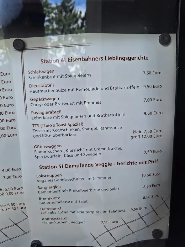 BookNoFees: Restaurante – Uelder Bahnhof – Anröchte – Estación de Uelder, foto 2