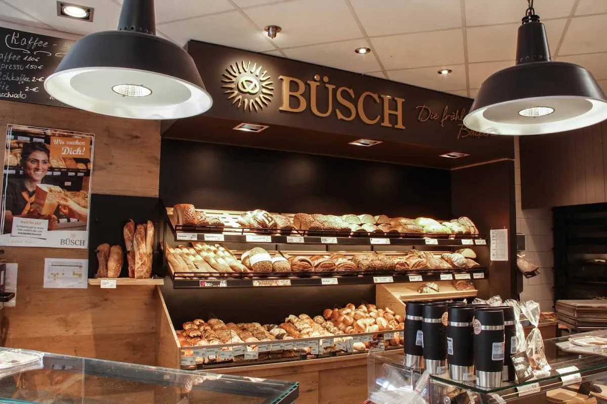 BookNoFees: Restaurante – Bäckerei Büsch – Nachrodt-Wiblingwerde – Panadería Büsch, foto 1