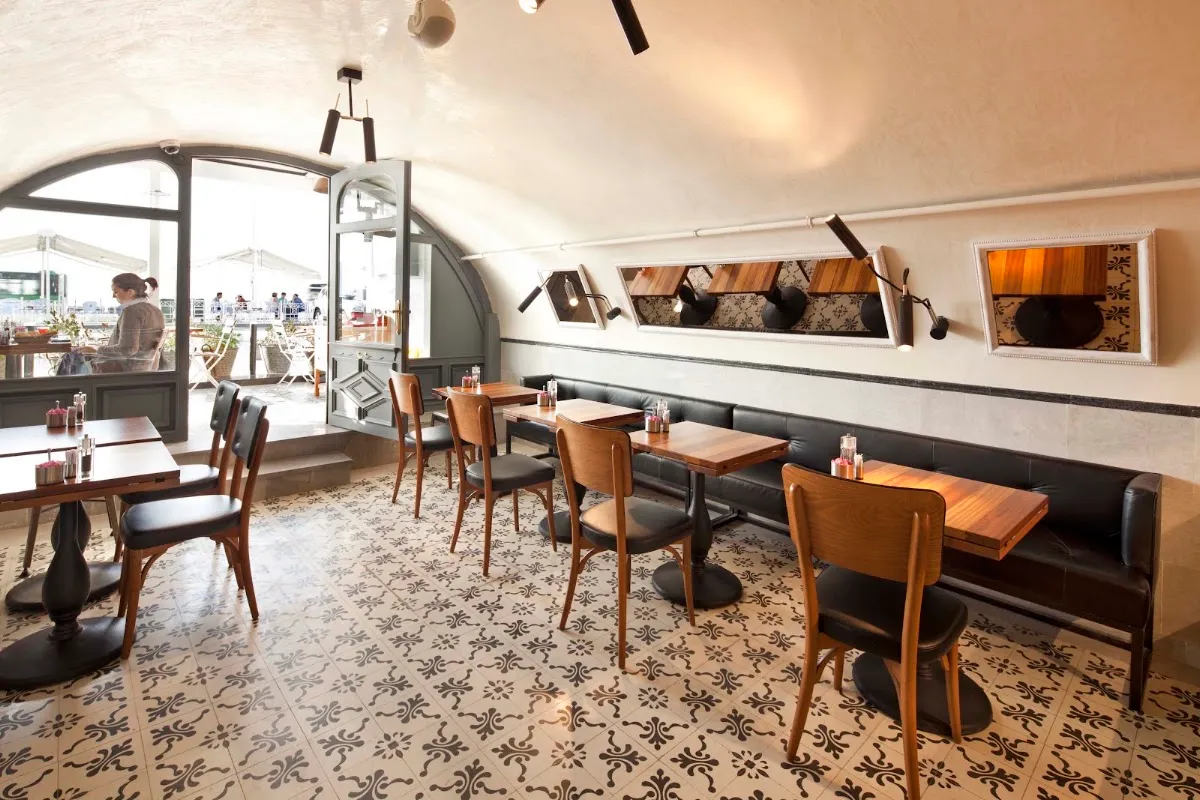 BookNoFees: Restaurante – Emirgan Sütiş – Istanbul – Emirgan Sütiş, foto 1