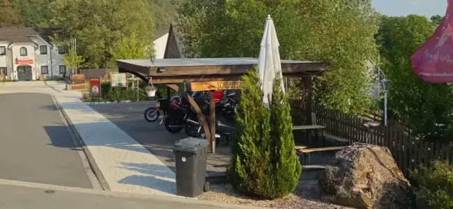BookNoFees: Restaurante – Landgasthof Zum Burghof – Medebach – Landgasthof Zum Burghof, foto 2