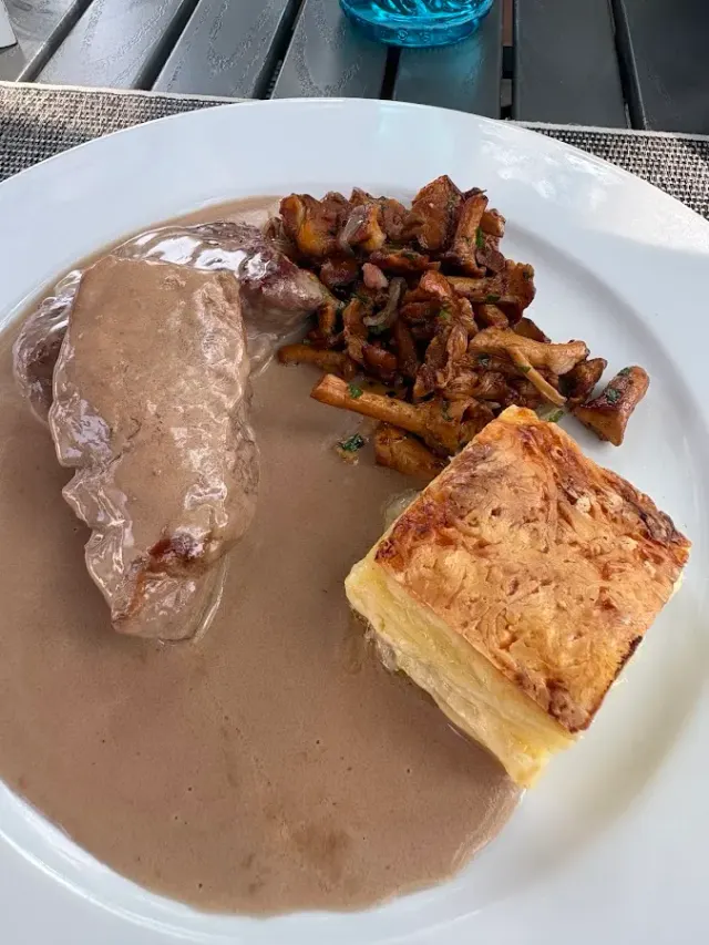 BookNoFees: Restaurante – Elsässer Stube – Herne – Sala alsaciana, foto 2