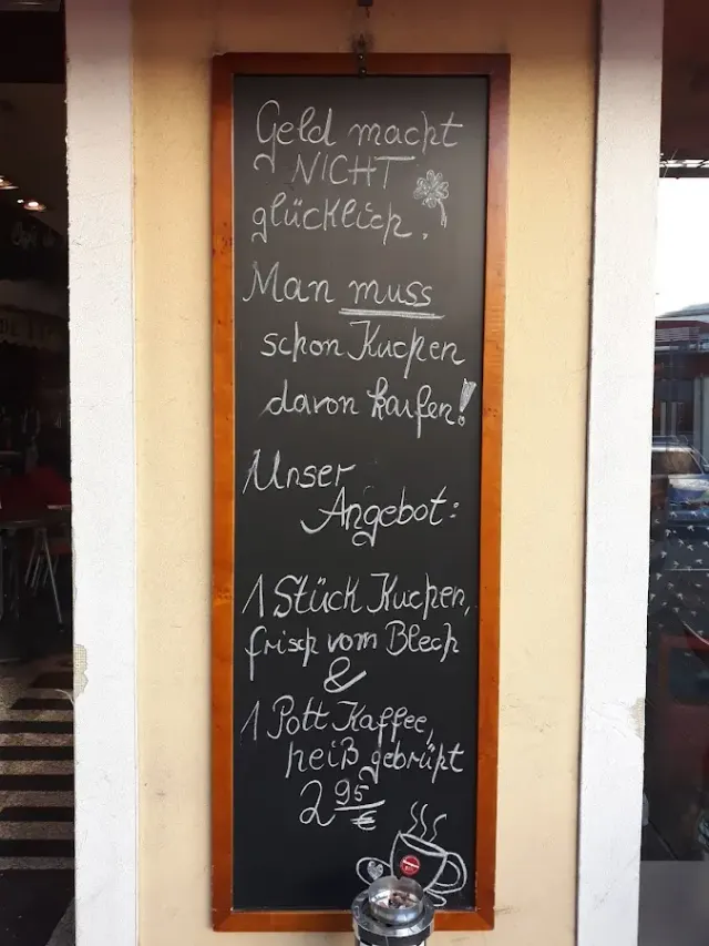 BookNoFees: Restaurante – KLAPP1910 Bäckerei am Marktplatz – Wickede – KLAPP1910 Panadería en la plaza del mercado, foto 2