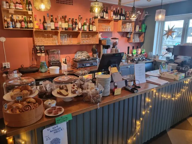BookNoFees: Cafetería – Holgerslyst kafe – Oslo – Cafetería Holgerslyst, foto 3