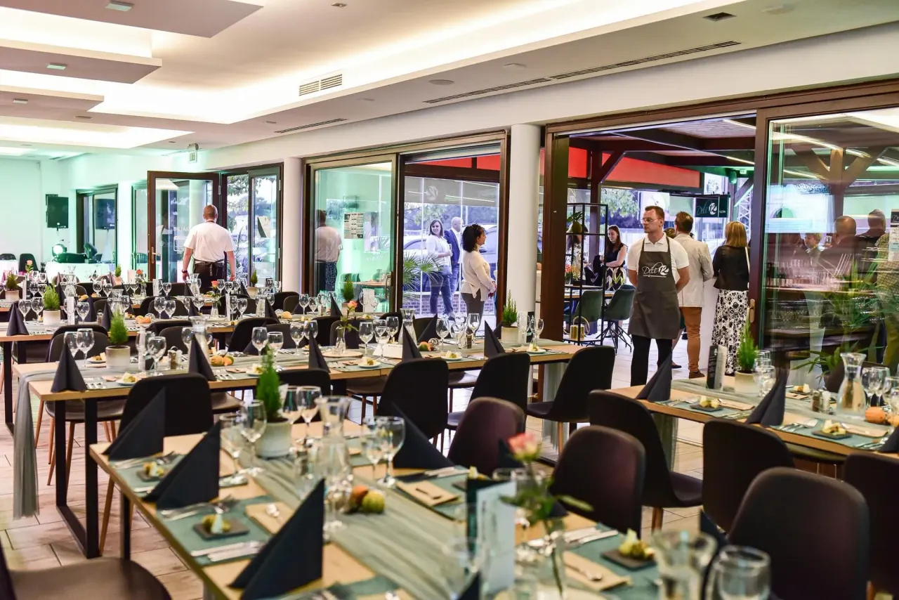 BookNoFees: Restaurante – Déli 12 – Budapest – 12 del sur, foto 1