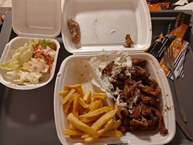 BookNoFees: Restaurante – Restaurant zum Nachtwächter / ZAZA Bistro – Erndtebrück – Restaurante Zum Nachtwächter / ZAZA Bistro, foto 3