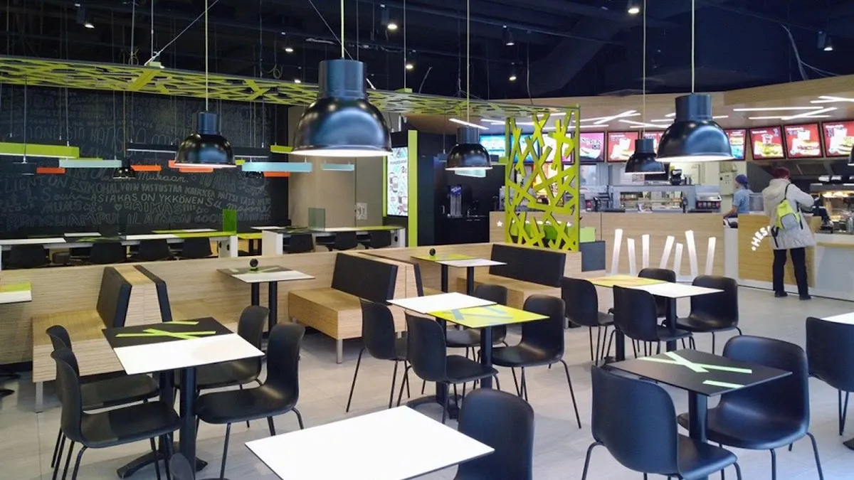 BookNoFees: Bar de tapas – Hesburger – Helsinki – Hesburger, foto 1