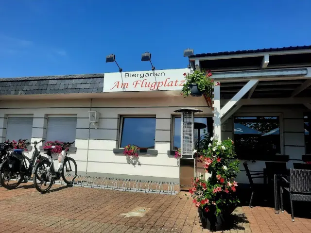 BookNoFees: Restaurant am Flugplatz, Hamm