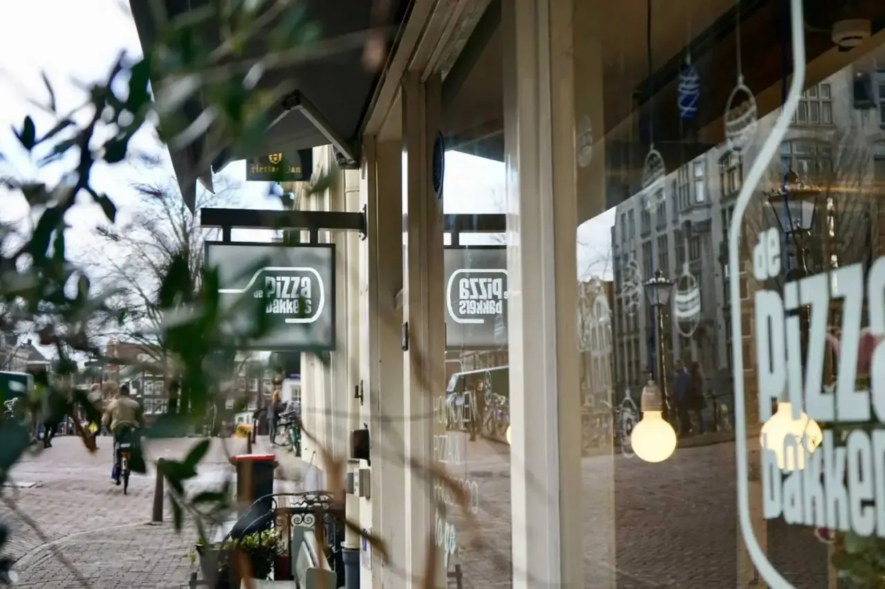 BookNoFees: Restaurante – De Pizzabakkers – Amsterdam – Los pizzeros, foto 1