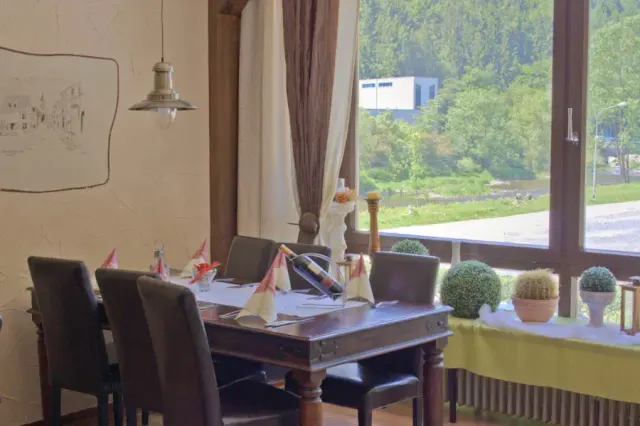 BookNoFees: Restaurante – Restaurant Vier Jahreszeiten – Werdohl – Restaurante Vier Jahreszeiten, foto 3