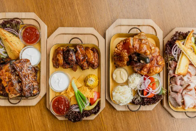 BookNoFees: Restaurante – Kolkovna Budějovická – Prague – Oficina de sellos de Budějovická, foto 3