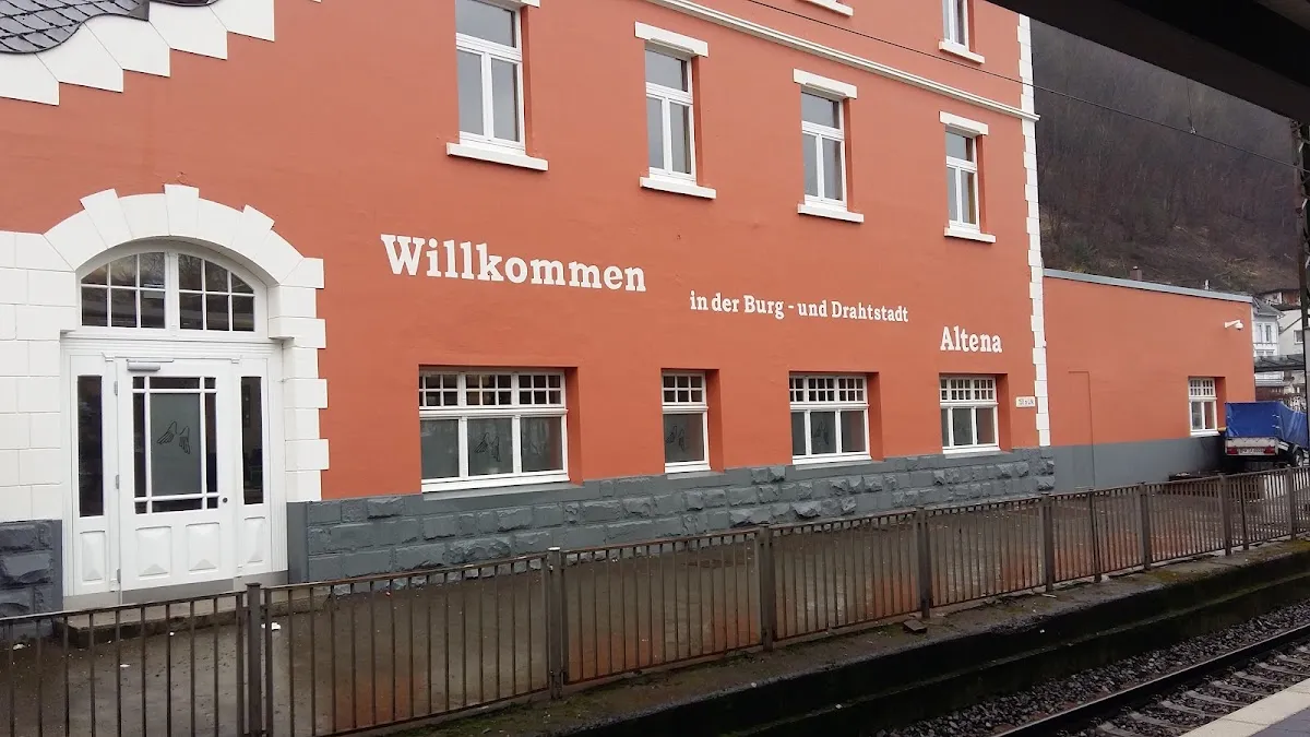 BookNoFees: Restaurante – Merz Konditoreicafé – Altena – Merz, cafetería y pastelería, foto 1