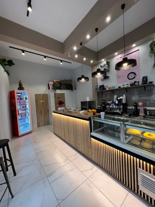 BookNoFees: Cafetería – MADAME – Athens – SEÑORA, foto 3