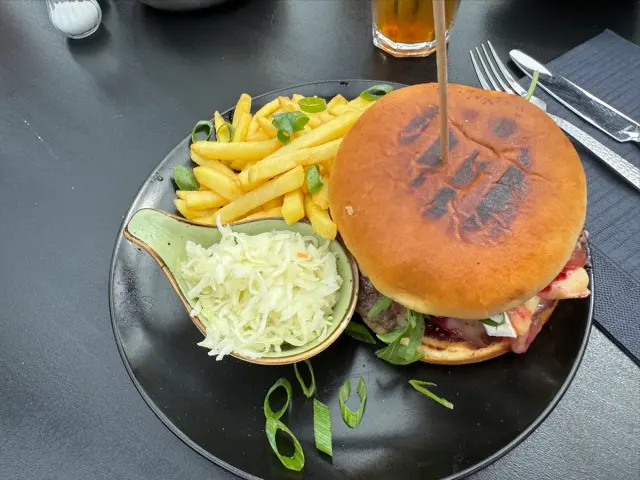 BookNoFees: Restaurante – Restaurant Haus Glörtal – Breckerfeld – Restaurant Haus Glörtal, foto 2