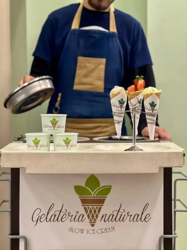 BookNoFees: Heladería – Gelateria Naturale – Sofia – Heladería Natural, foto 2