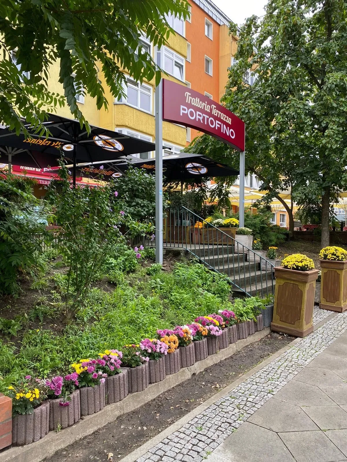 BookNoFees: Restaurante – Terrazza Portofino – Berlin – Terraza Portofino, foto 1