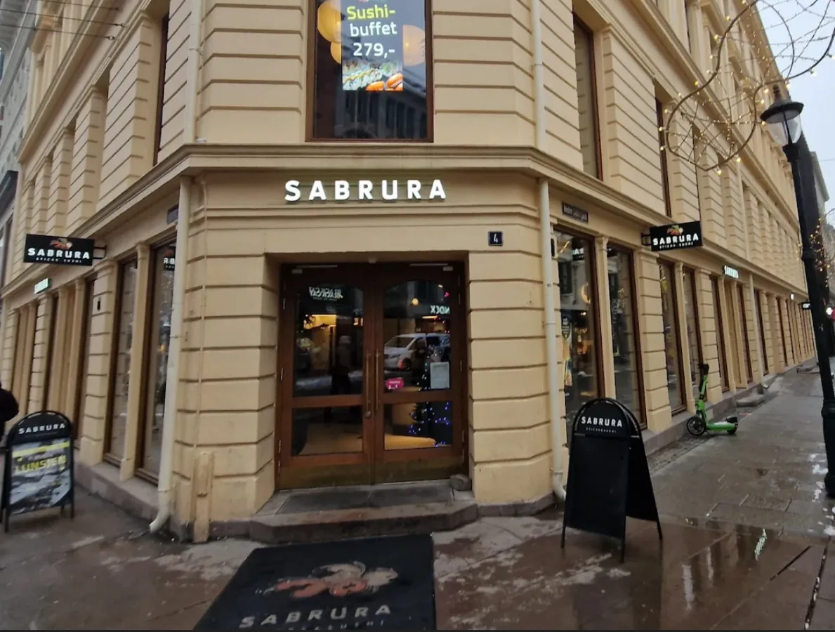 BookNoFees: Restaurante – Sabrura Sticks & Sushi - Stortorvet – Oslo – Sabrura Sticks & Sushi - Stortorvet, foto 1