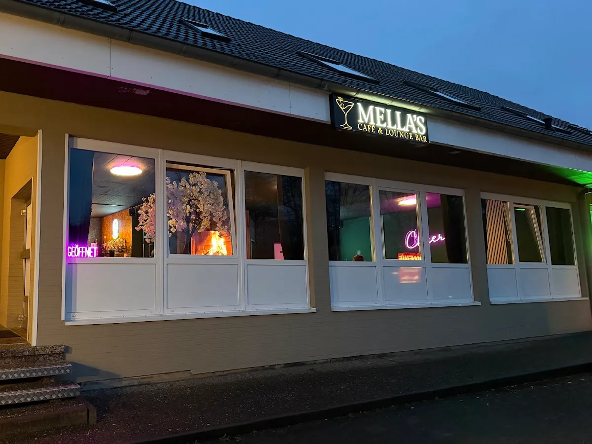BookNoFees: Heladería – Marys Lounge Eiscafé u. Bierbar – Bad Wünnenberg – Marys Lounge: heladería y bar de cerveza, foto 1