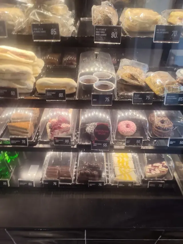 BookNoFees: Cafetería – Coffy – Istanbul – Coffy, foto 2