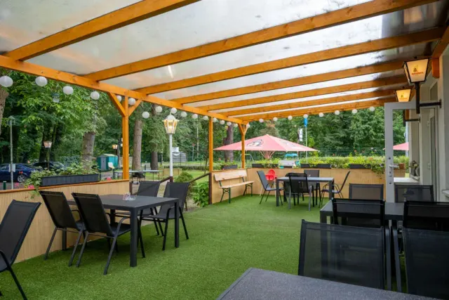 BookNoFees: Restaurante – Knusperhäuschen – Berlin – Casita de galleta, foto 3