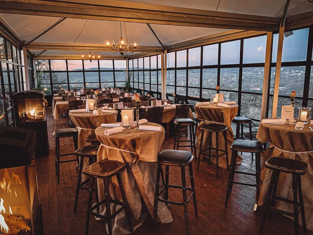 BookNoFees: Restaurante – Burg Blankenstein – Hattingen – Castillo de Blankenstein, foto 1