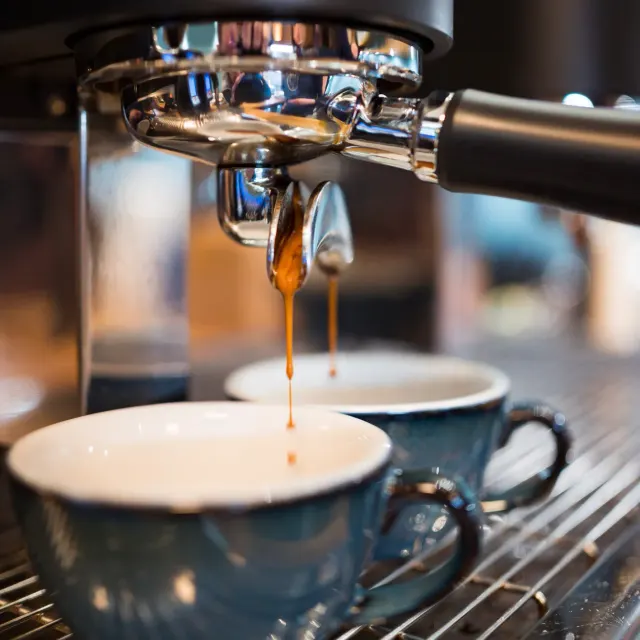 BookNoFees: Cafetería – Kávé|szünet – Budapest – Café|descanso, foto 3