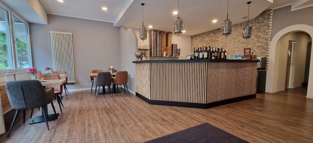 BookNoFees: Restaurante – Pizzeria Calabria – Wickede – Pizzería Calabria, foto 1