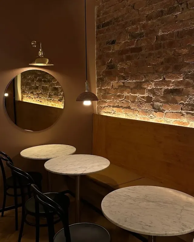 BookNoFees: Restaurante – Green Hippo – Helsinki – Hipopótamo verde, foto 3