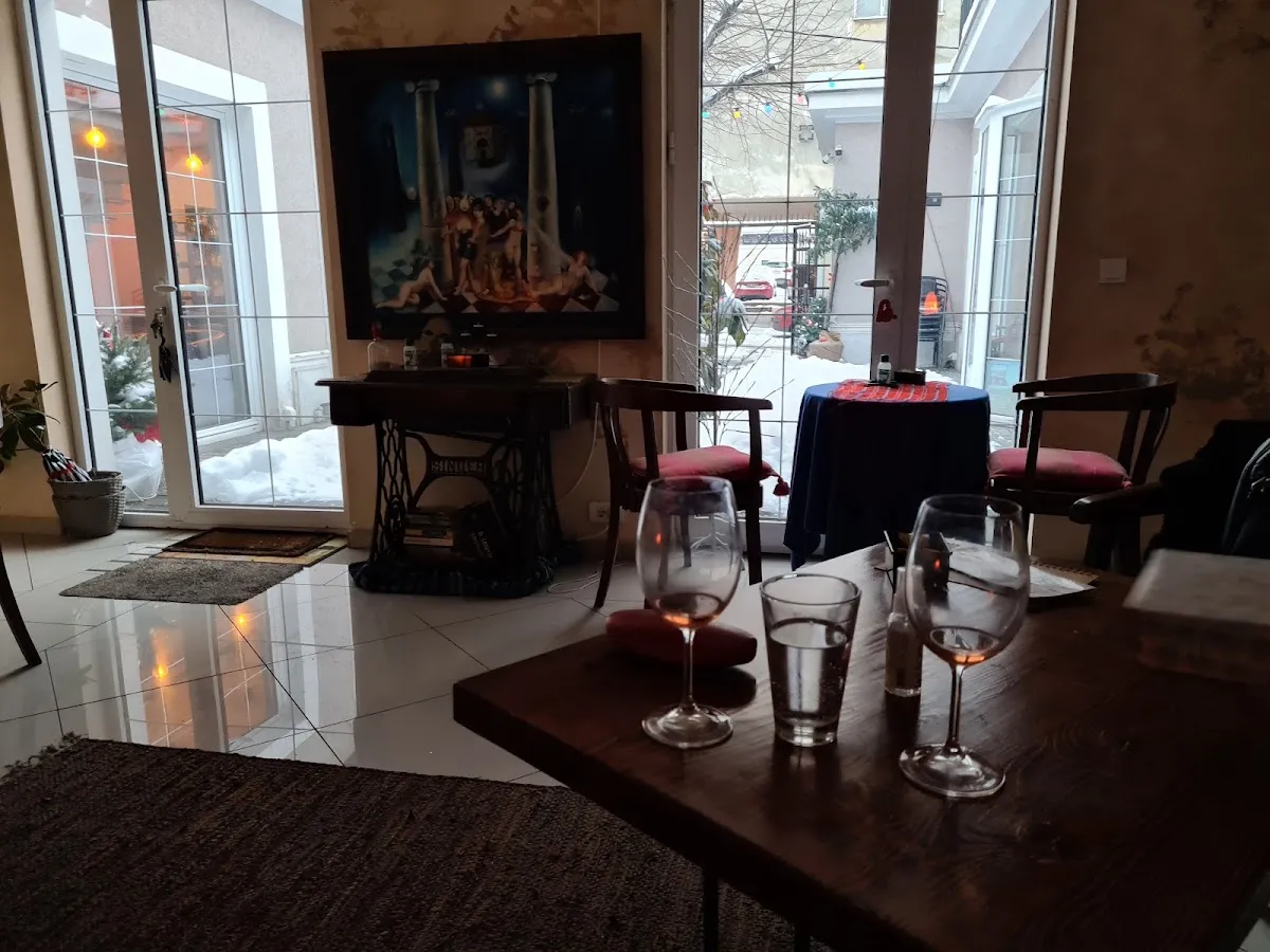 BookNoFees: Cafetería – Kabinet ARK – Belgrade – Kabinet ARK, foto 1