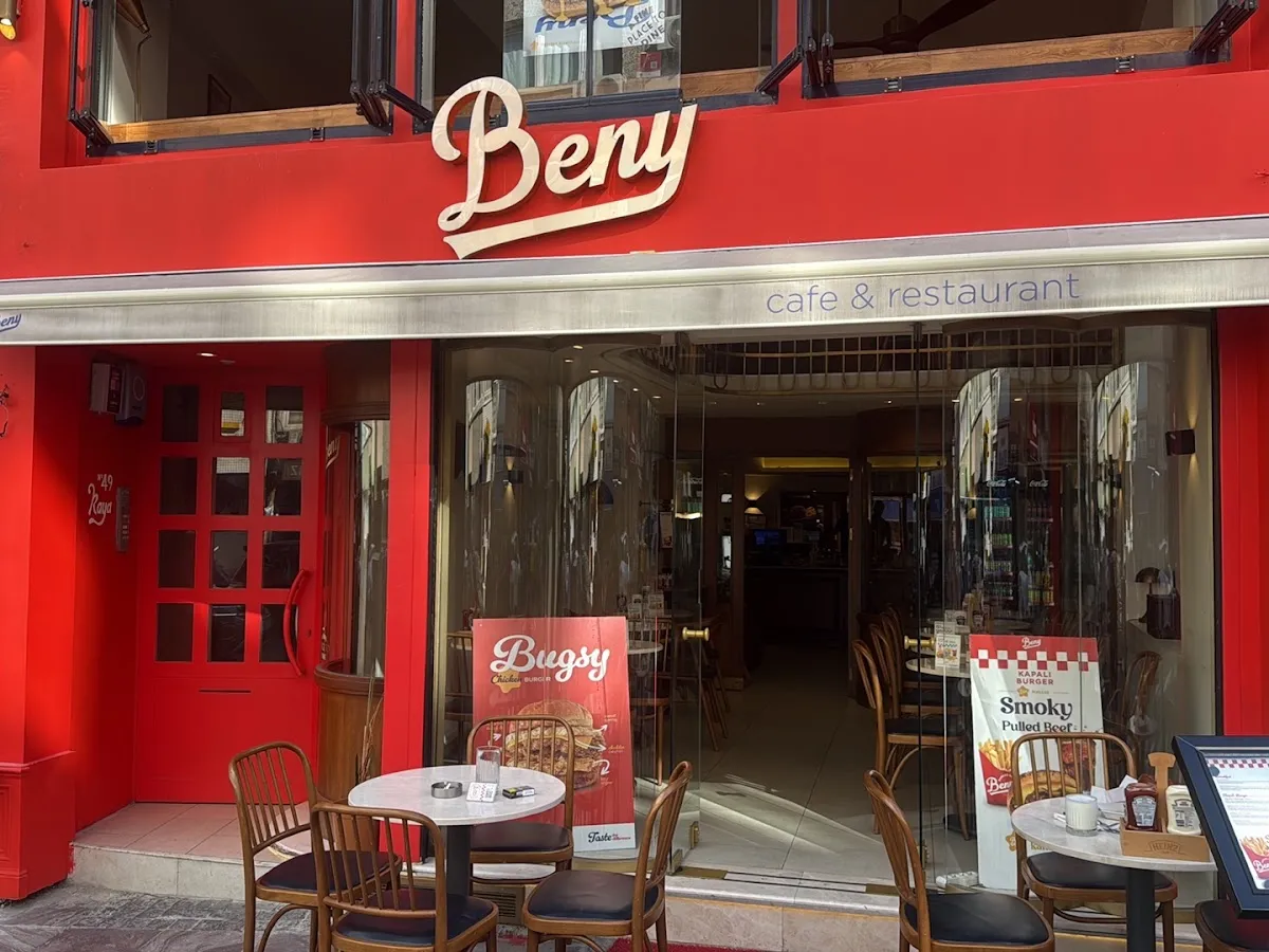 BookNoFees: Restaurante – Beny Burger House & Cafeteria – Istanbul – Beny Burger House & Cafetería, foto 1