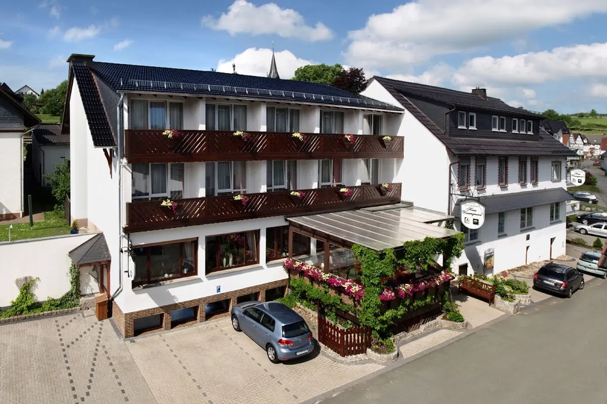 BookNoFees: Restaurante – Haus Wiesengrund – Hallenberg – Haus Wiesengrund, foto 1