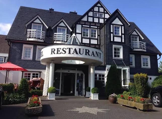 BookNoFees: Restaurante – Albus Panoramahotel – Olpe – Albus Panoramahotel, foto 1