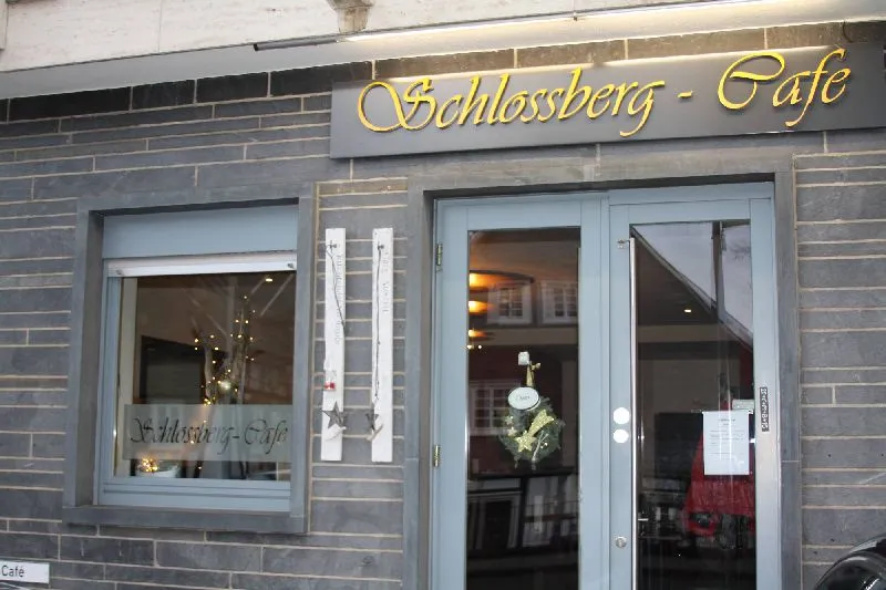 BookNoFees: Cafetería – Schlossberg Café Freudenberg – Freudenberg – Café Freudenberg en Schlossberg, foto 1