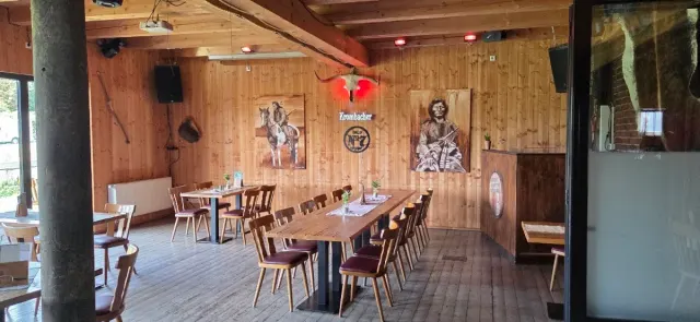 BookNoFees: Restaurante – Der Saloon In Kesseler – Lippetal – El Saloon en Kesseler, foto 2