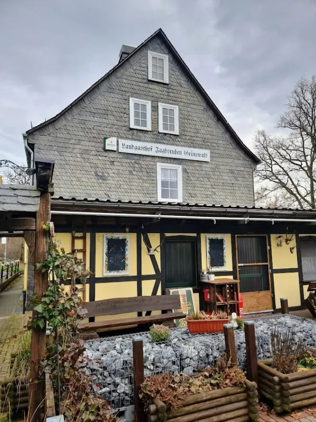BookNoFees: Restaurante – Landgasthof Jagdstuben Grünewald – Bad Berleburg – Hostería rural Jagdstuben Grünewald, foto 3
