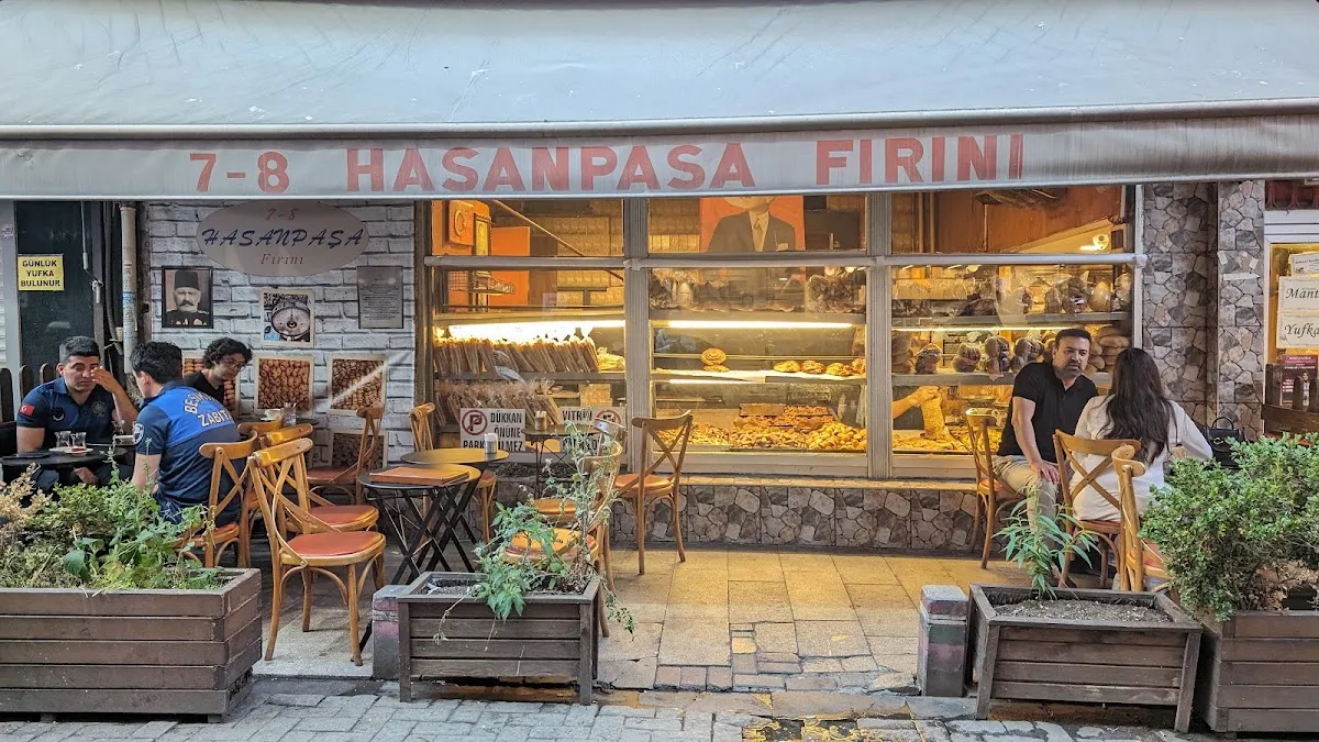 BookNoFees: Panadería – 7-8 Hasanpaşa Fırını – Istanbul – 7-8 Panadería Hasanpaşa, foto 1