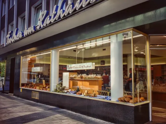 BookNoFees: Restaurante – Bäckerei Fischer am Rathaus – Dortmund – Panadería Fischer, junto al ayuntamiento, foto 2