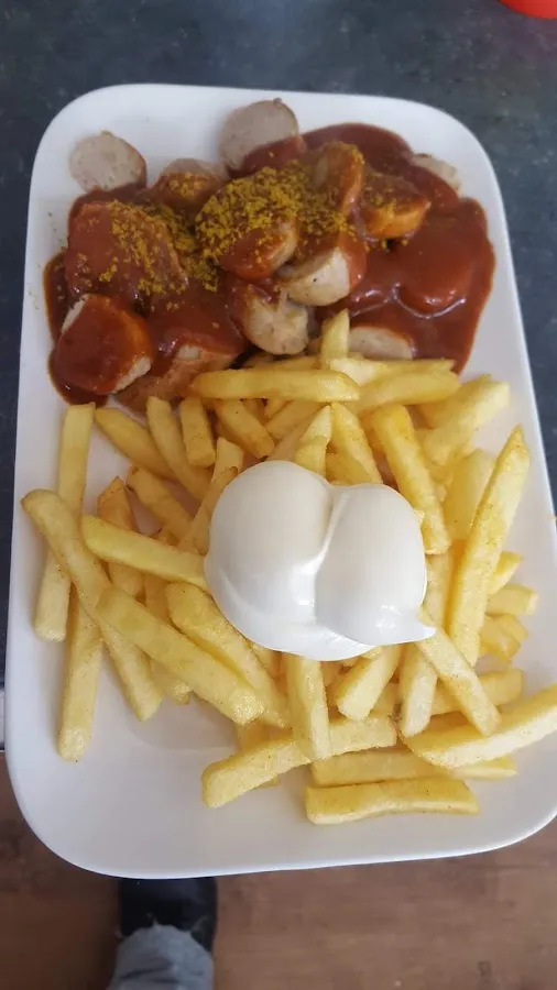 BookNoFees: Restaurante – Boxenstopp Streetfood – Nachrodt-Wiblingwerde – Parada en boxes: comida callejera, foto 1