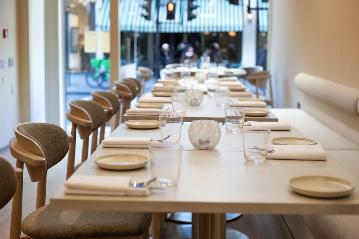 BookNoFees: Restaurante – Botwa restaurant Notting Hill – London – Restaurante Botwa en Notting Hill, foto 1