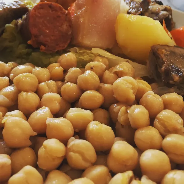 BookNoFees: Restaurante – Puerta bisagra – Madrid – Puerta bisagra, foto 2