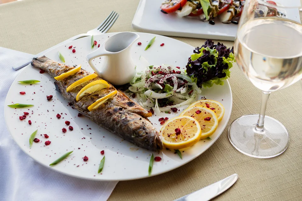 BookNoFees: Foto de ejemplo: Pescado a la parrilla