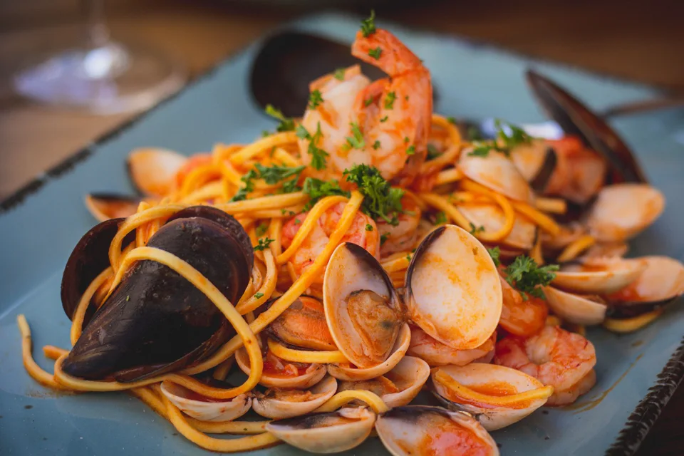 BookNoFees: Foto de ejemplo: Espaguetis con mariscos
